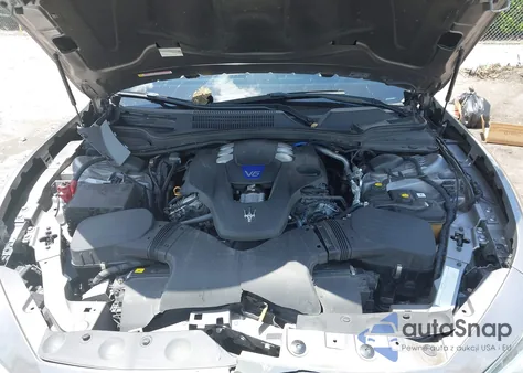 2019 Maserati Ghibli S Q4 Gransport z USA, uszkodzony, nr VIN ZAM57YTS0K1340156